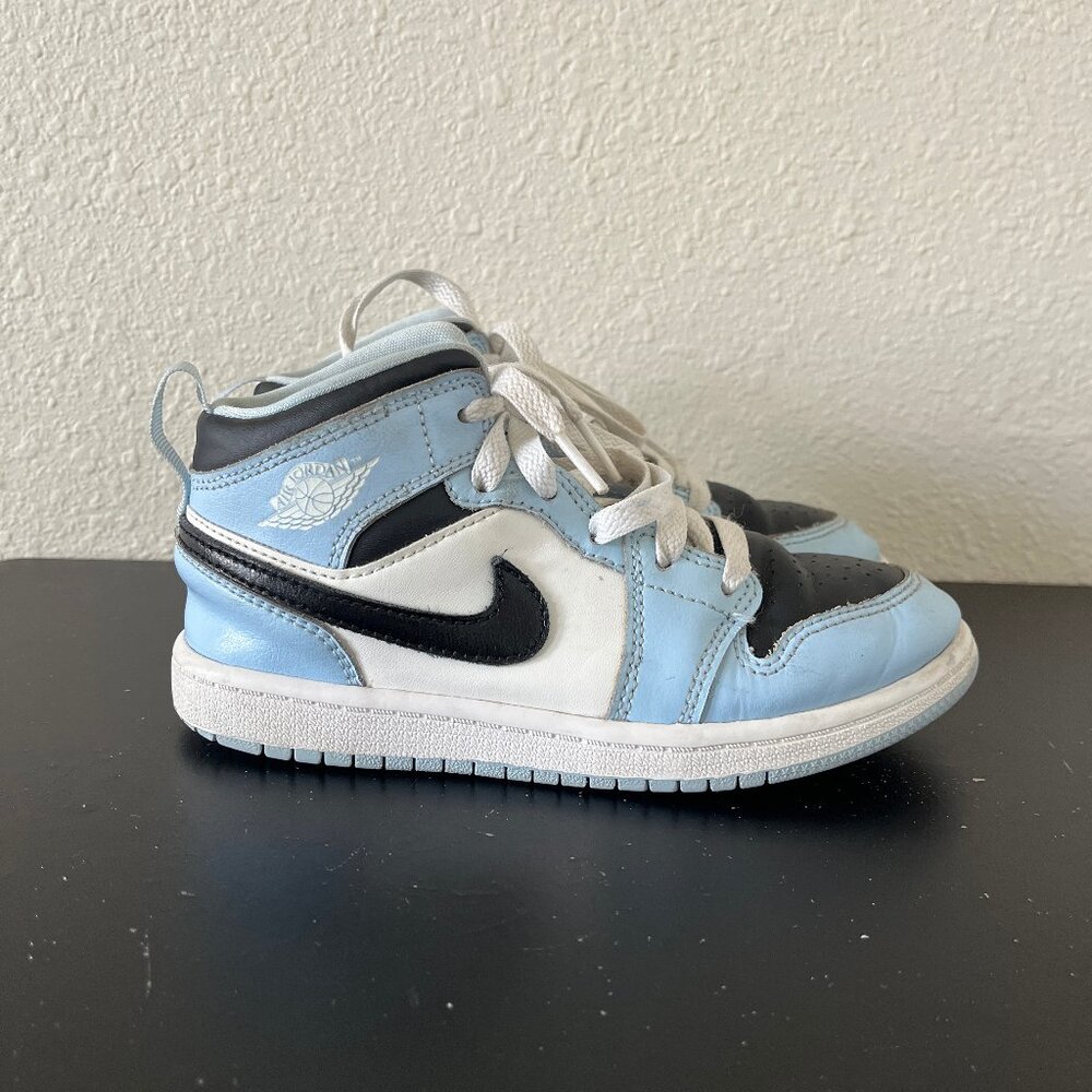 Nike Kids Air Jordan 1 Mid Ice Shoes Sneakers Size 13C Style 640737-401